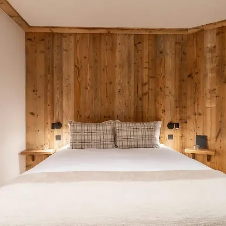 3br Breathtaking - What'app - 0034-635-520-036 - For Reservations!! * Courchevel